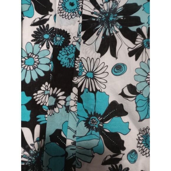 Ladies 14 Floral Skirt A-Line White‎ Blue Black Flowers Print Spring Summer Cute - Picture 3 of 7